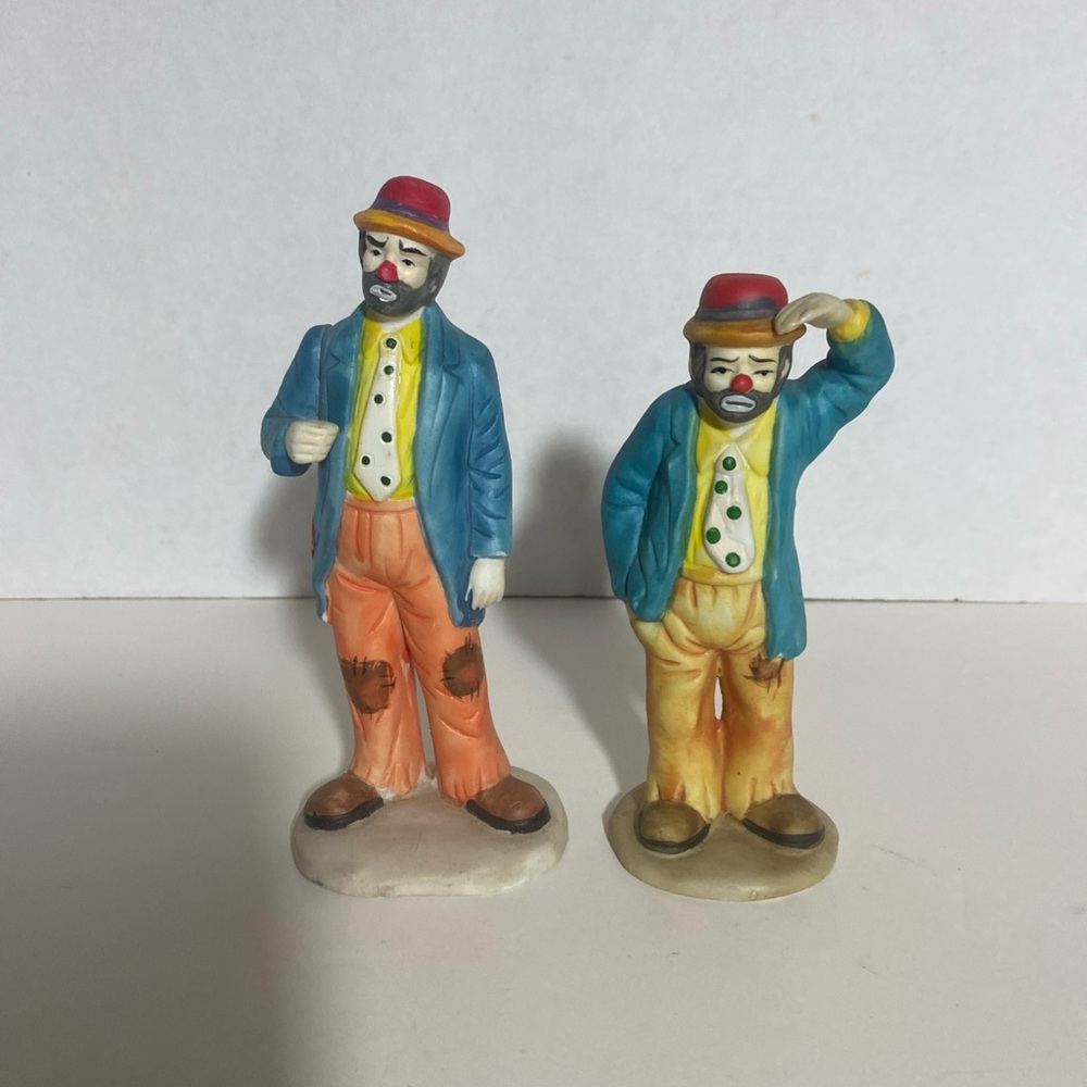 Flambro Emmett Kelly JrClowns Lot of 2 Looking out to see sad clown hobo art